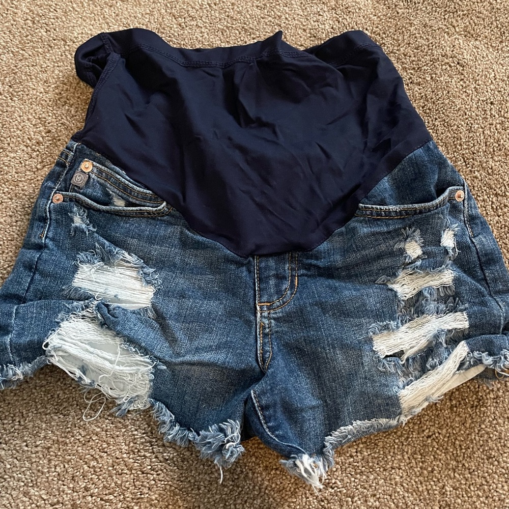 Pink blush maternity jean shorts size small